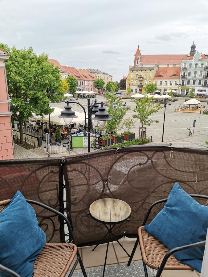 Apartament Na Rynku W Gnieznie Гнезно Екстер'єр фото