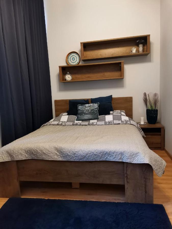 Apartament Na Rynku W Gnieznie Гнезно Екстер'єр фото